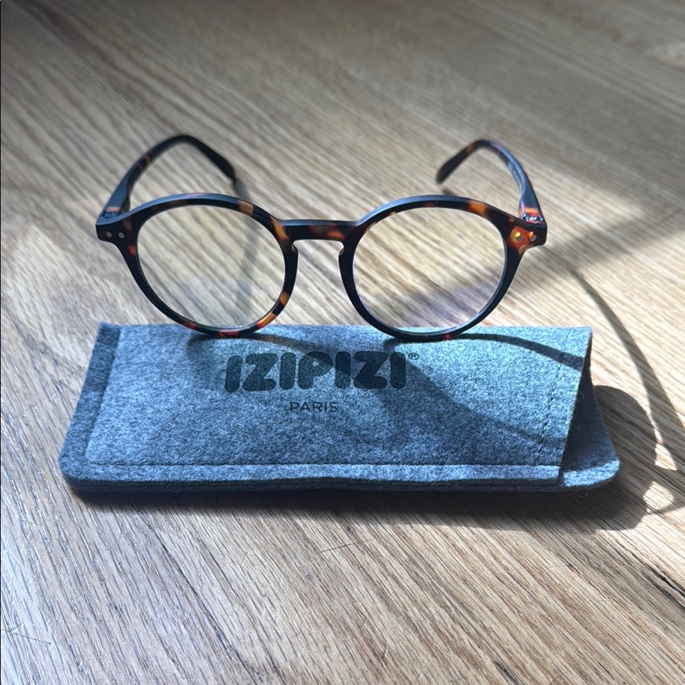 Izipizi Tortoise Shell Blue Light Glasses